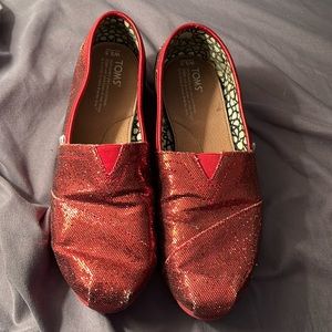 Red sparkle Tom’s size 9.5